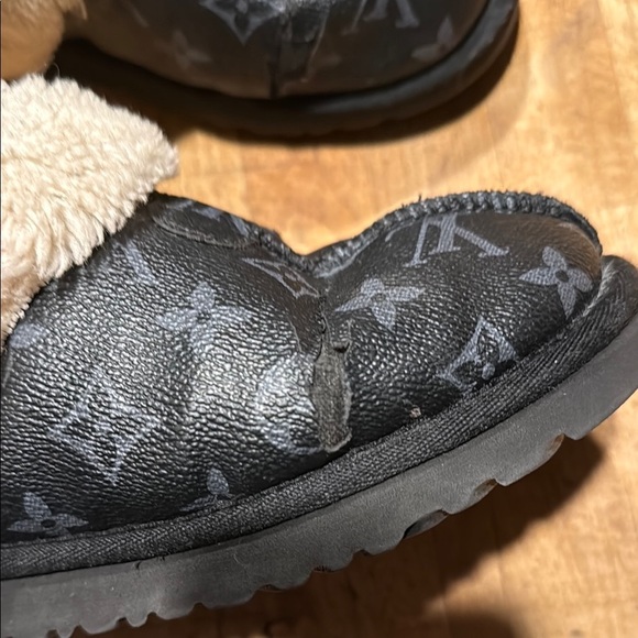 UGG x Louis Vuitton slippers - Picture 5 of 9